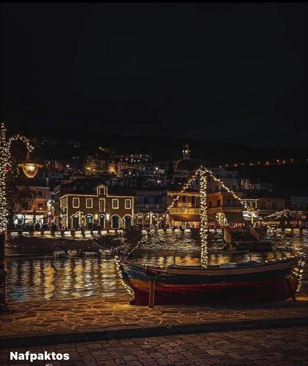 Nafpaktos-Luxury Suite Zewnętrze zdjęcie